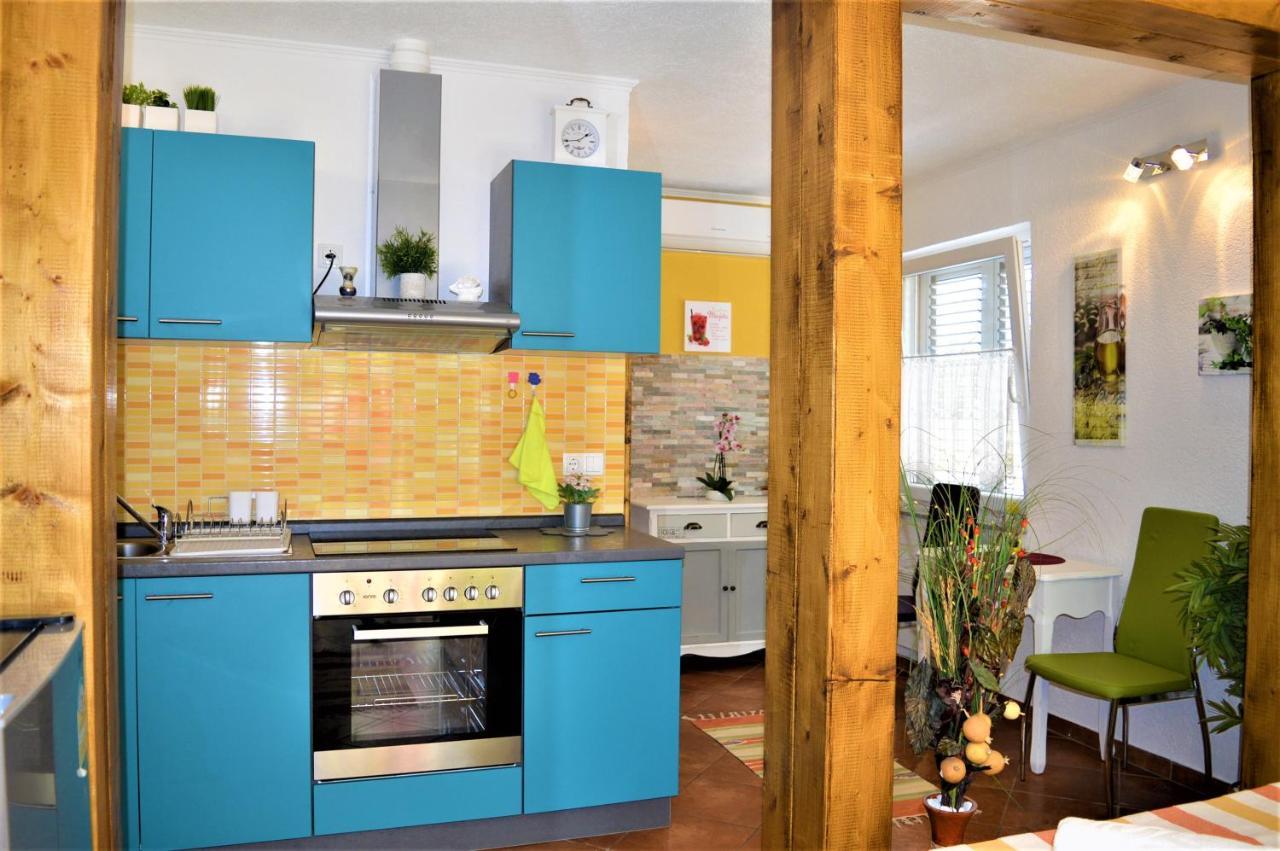 Studio Apartments Luka Biograd - 벤코바츠 외부 사진