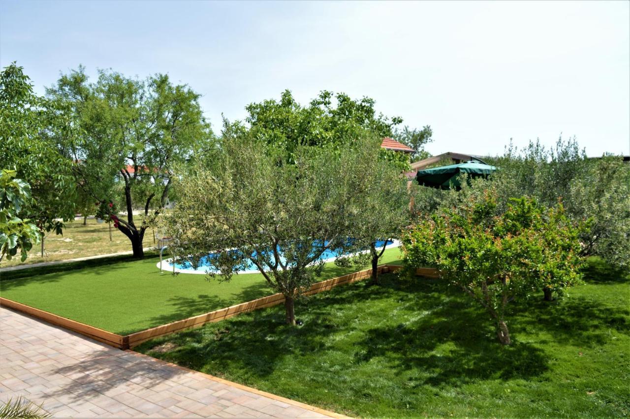 Studio Apartments Luka Biograd - 벤코바츠 외부 사진