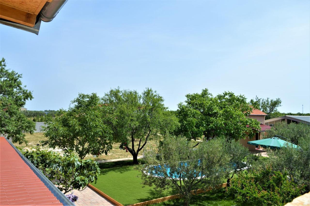 Studio Apartments Luka Biograd - 벤코바츠 외부 사진