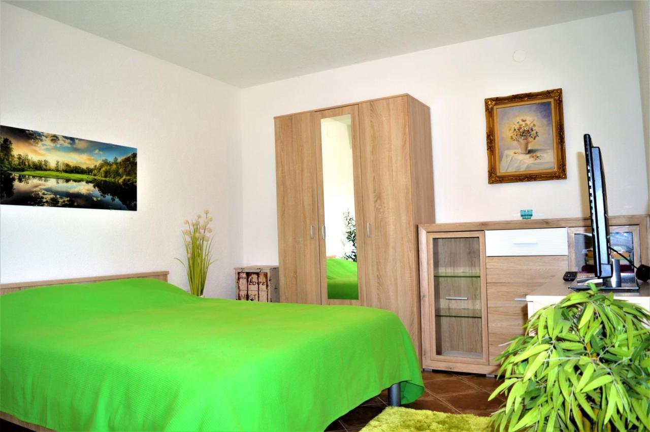 Studio Apartments Luka Biograd - 벤코바츠 외부 사진